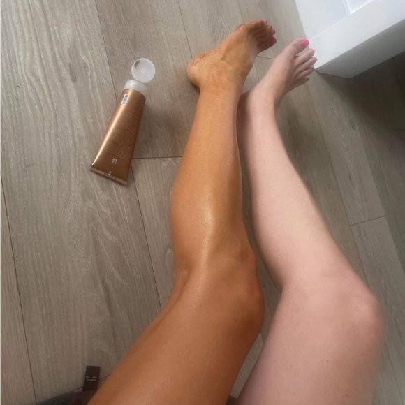 Insta Glow Sunless Tanner - Picture 2 of 6